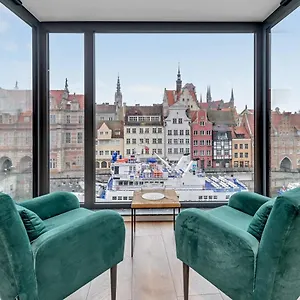 Deo Plaza Luxury Apartments By Blue Mandarin Lägenhet